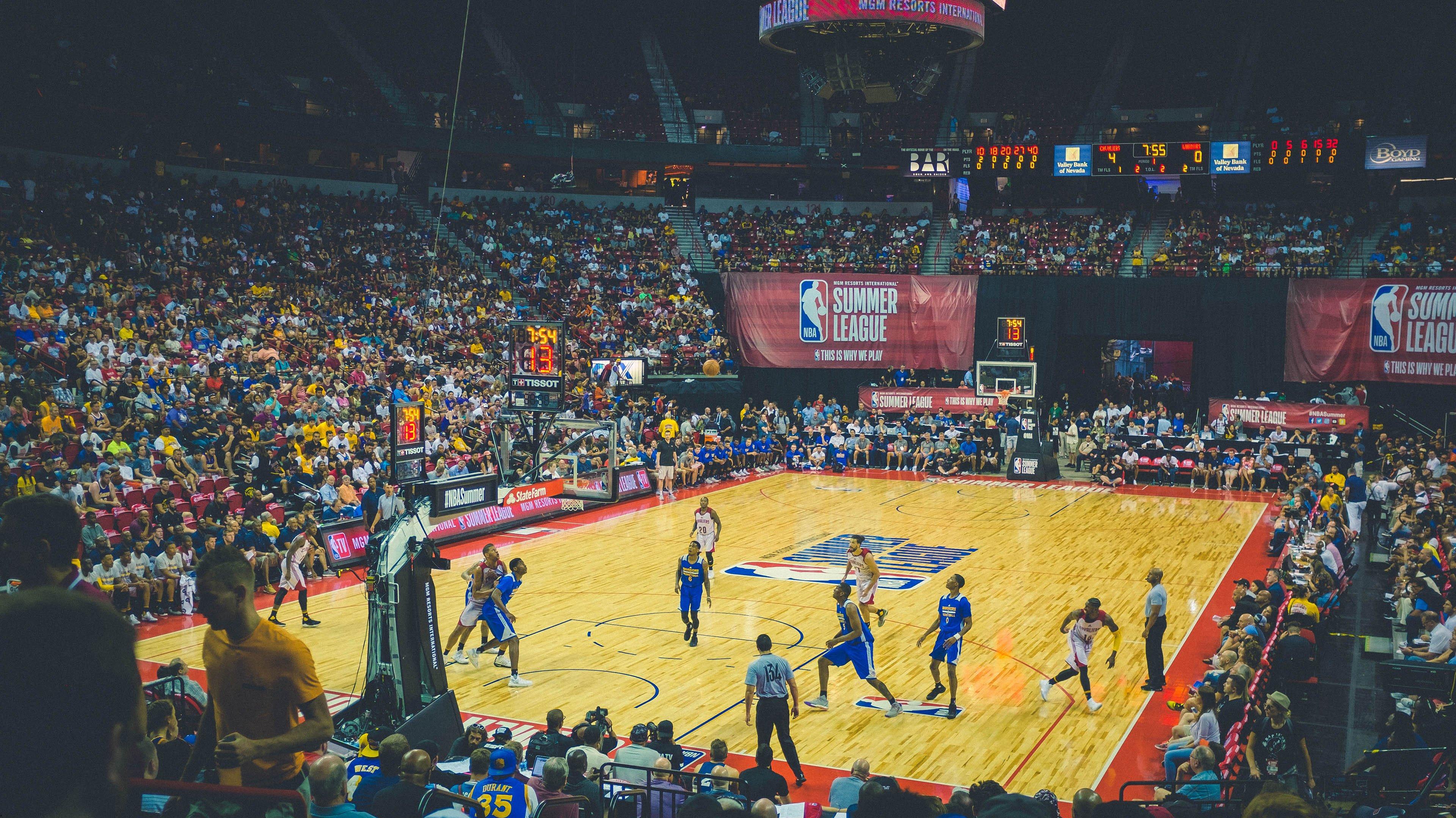 勇士核武解除封印 登撤步亮相黄浦江？篮球世界迎来新纪元